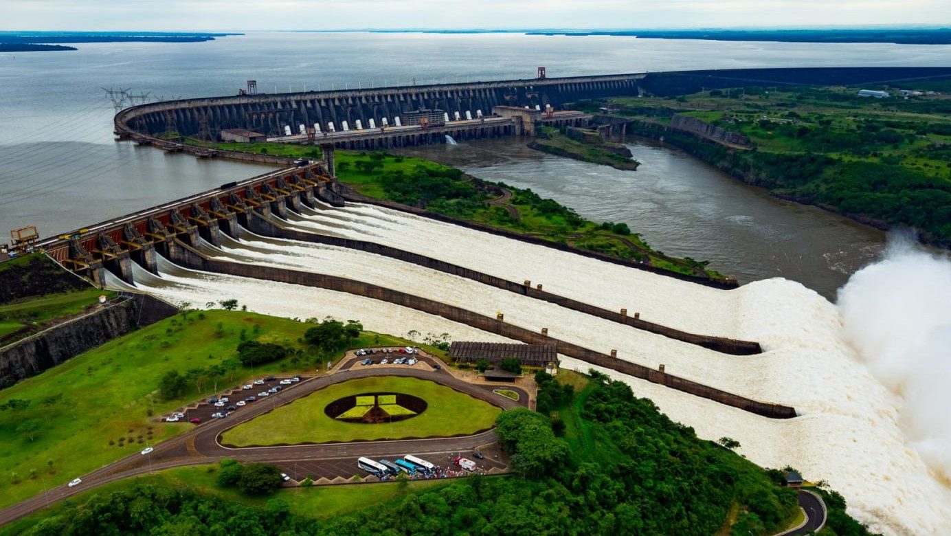 La represa Itaipú aprobó liberar más agua en junio El Agrario