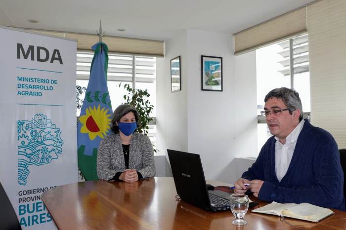  El Ministro estuvo acompañado por la Subsecretaria de Agricultura, Ganadería y Pesca, Carla Seain. Foto: MDA